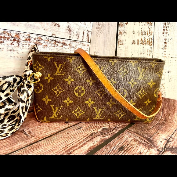 Louis Vuitton Trotteur Crossbody🖤🤎🖤🤎 - Picture 3 of 11